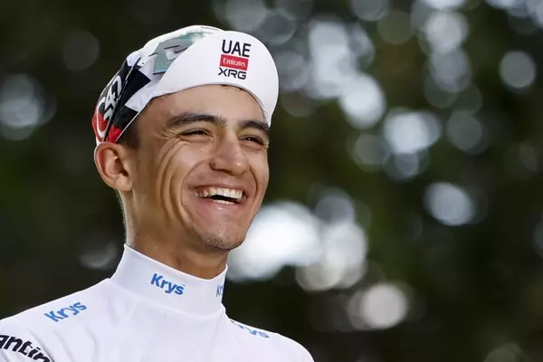 Rising Cycling Star Isaac del Toro Extends Contract with UAE Team Emirates-XRG Until 2031