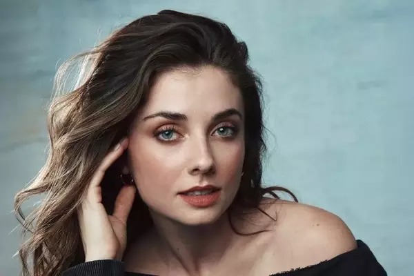 Giorgia Whigham Joins Kevin Bacon in Amazon MGM Horror Thriller 'Summoner'