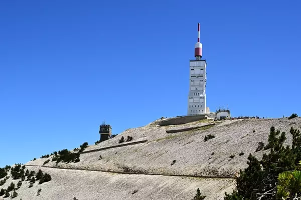 Mont Ventoux: The Decisive Climb of Tour de France Femmes
