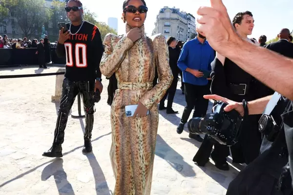 The Resurgence of Power Shoulders in Modern Fashion