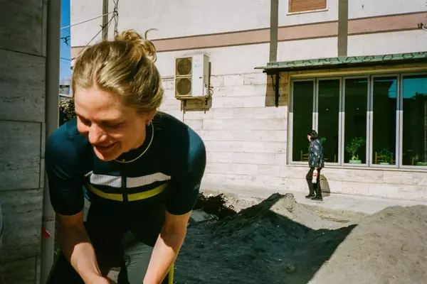 Rapha Brevet Merino Jersey III: Redefining Endurance Cycling Comfort