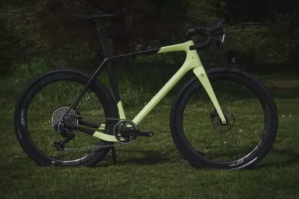 Review of Revel Rover SRAM Force XPLR Gravel Bike