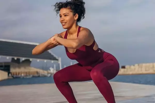 Mastering Bodyweight Squats: The Ultimate Glute-Strengthening Guide