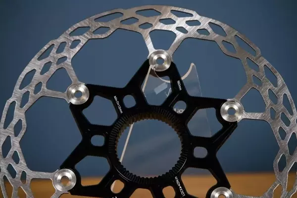 Aztec HexVent Ultra Lightweight Floating Rotor CL 180 Review