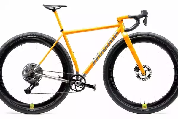 Mosaic Unveils Production-Ready 32-Inch Gravel Bike, Challenging Industry Norms