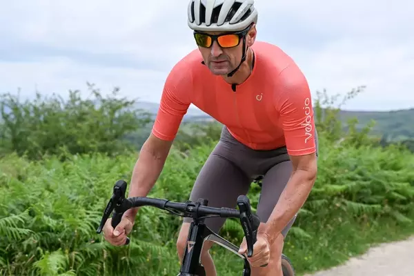 Velocio Concept Jersey: A High-Performance Cycling Top for Any Terrain