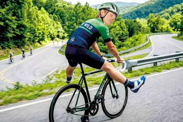 The Enduring Appeal of Fixed-Gear Cycling: A Return to Simplicity