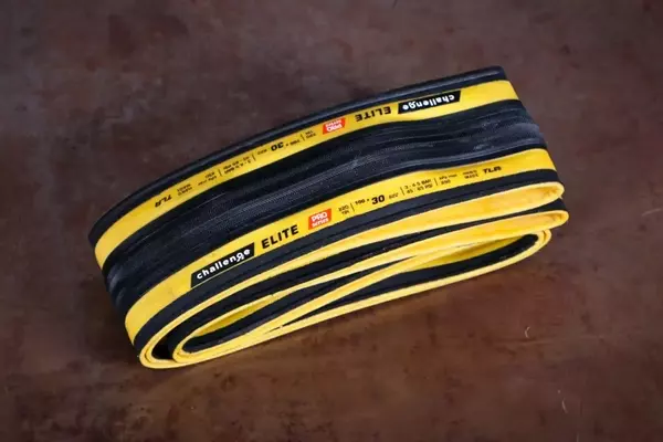 Challenge Elite Pro - Handmade TLR 700x30 Review