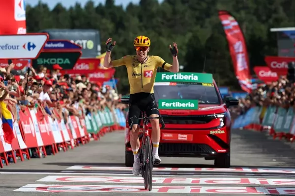 Leknessund Claims Vuelta Stage 7 Amidst National Mourning, Uno-X Secures One-Two Finish