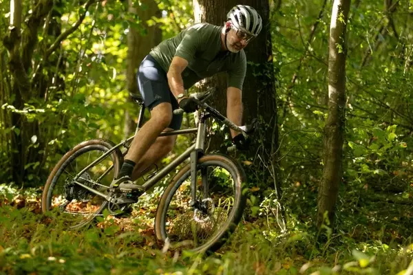 Achieve Your Cycling Goals: 10 New Year's Resolutions for Mountain and Gravel Riders