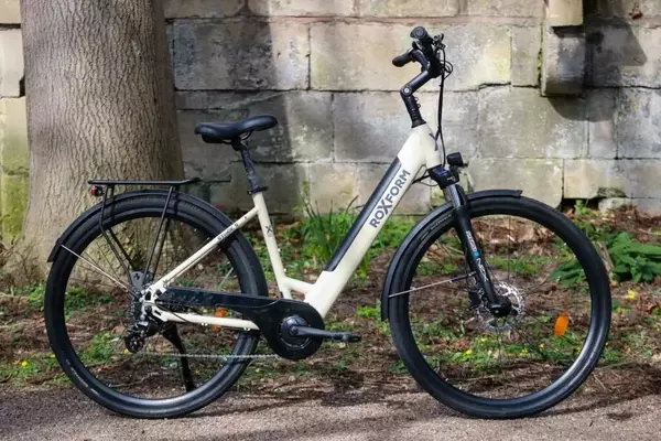 Roxform Stride S: An Affordable Urban E-Bike for Everyday Commuting