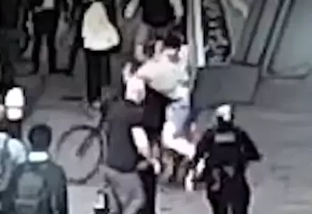 Bystanders Applauded for Stopping Bike Thief in London