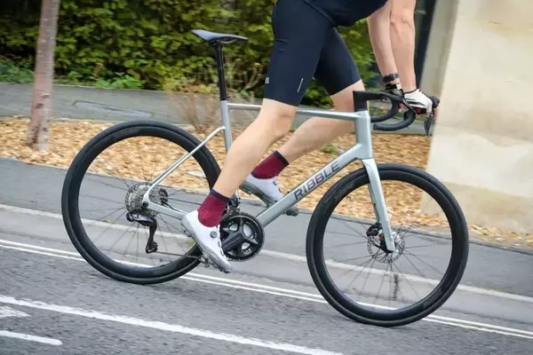 Ribble Allroad Carbon Ultegra Di2 Carbon Review: A Comfortable Endurance Ride