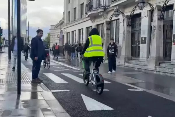 Cyclist Concerns: Pedestrian Crossings, Rider Safety, and Infrastructure Design