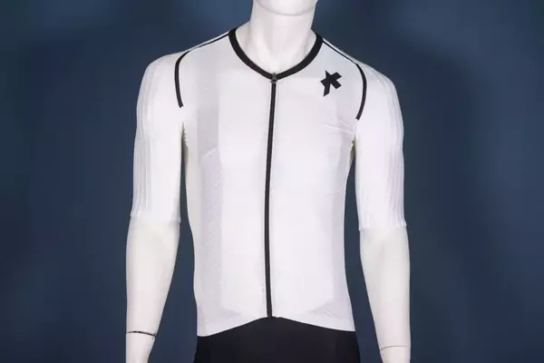 Assos Equipe RSR Bolide Jersey S11 Review: Unparalleled Speed at a Premium Price