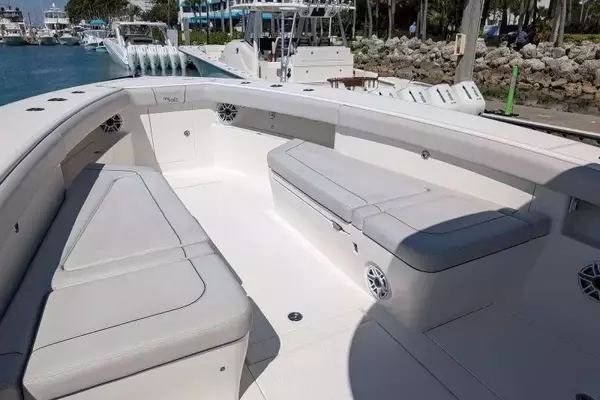 Optimizing Boat Seating for Anglers: Comfort Without Compromising Fishing Space