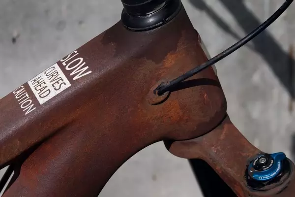 The Art of Intentional Patina: A Rusty Santa Cruz Hightower Makeover