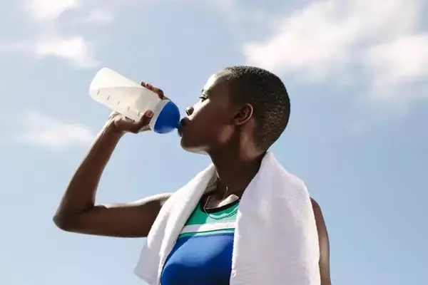 Electrolyte Drinks: Essential or Overhyped?