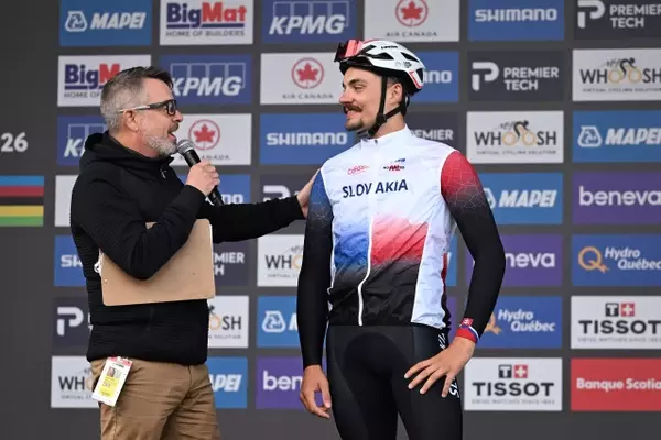 Team Masseuse's Unexpected Debut at UCI World Championships
