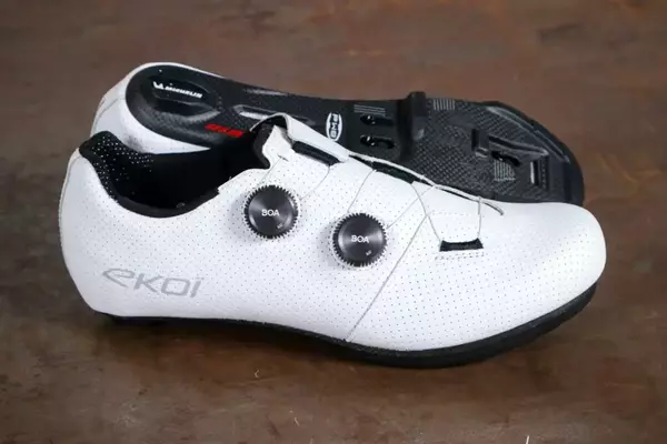 Ekoi PW8 C12 Pro Woven Full Carbon Leather Road Shoes: A Comprehensive Review